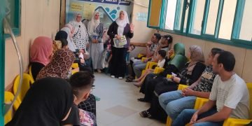مركز اعلام المحله داخل المستشفي العام  يناقش أخطار الزواج المبكر على صحة الأم والطفل