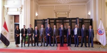 وزير الصحة يبحث التعاون مع شركة «سانوفي» في مجال اكتشاف وعلاج الأمراض الوراثية والنادرة