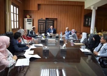 تطوير الاداء الجامعي