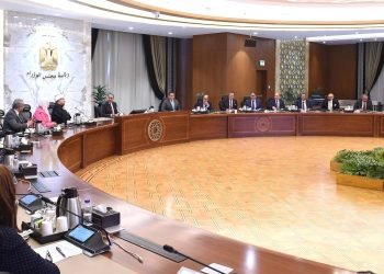 رئيس الوزراء يستعرض الاستعدادات اللازمة لموسم الحج المقبل