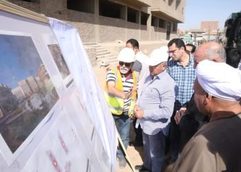 وزير النقل يتابع انطلاق أعمال تنفيذ الخط الثالث لشبكة القطار الكهربائي السريع (قنا/ الغردقة/ سفاجا) بطول 225 كم