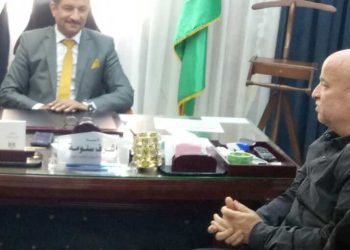  نائب مدير تحرير الشاهد وحوار  مع  وكيل وزارة التعليم بالجيزة  ” أسئلة حائرة  حول حركة التغييرات الأخيرة “