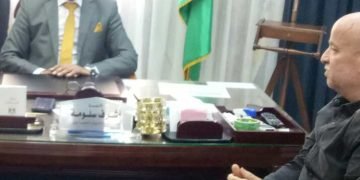  نائب مدير تحرير الشاهد وحوار  مع  وكيل وزارة التعليم بالجيزة  ” أسئلة حائرة  حول حركة التغييرات الأخيرة “