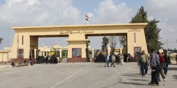 بعد القرار المصرى بشأن فتح معبر رفح سلطات الاحتلال ترد