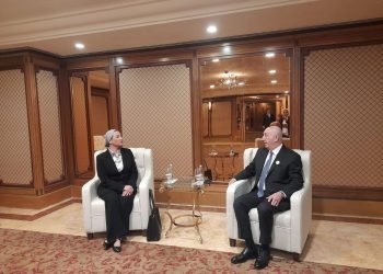 وزيرة البيئة تلتقى نظيرها العراقى لبحث سبل التعاون المشترك فى عدد من المجالات البيئية المختلفة