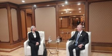 وزيرة البيئة تلتقى نظيرها العراقى لبحث سبل التعاون المشترك فى عدد من المجالات البيئية المختلفة