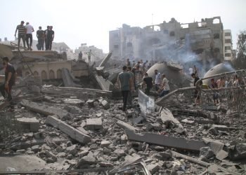 المفوض العام للـــ (أونروا )  التاريخ سيحاكمنا عن غزة.. و«الصحة» تعلن مقتل 7028 مدنياً