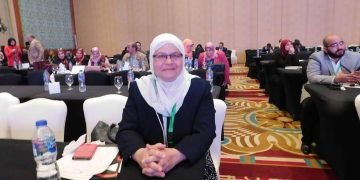 هشام صلاح  يكتب : ” رضا الفخرانى ” فخر رائدات التعليم بالجيزة