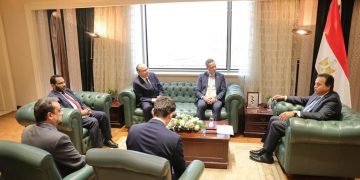 وزير الصحة يستقبل السفير التركي لدى مصر ورئيس الوكالة التركية “تيكا” لبحث تعزيز سبل التعاون المختلفة