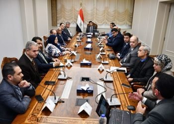 وزير الرياضة يجتمع مع المجلس الاستشاري للجنة الطبية العليا للرعاية الطبية للرياضيين