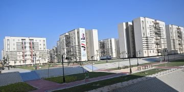 رئيس الوزراء يتفقد ويسلم وحدات المبادرة الرئاسية “سكن لكل المصريين” بمدينة حدائق أكتوبر