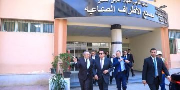 وزير الصحة: مصنع إنتاج الأطراف الصناعية بإمبابة يعمل بطاقة 40 ماكينة وينتج 200 جهاز تعويضي شهريًا