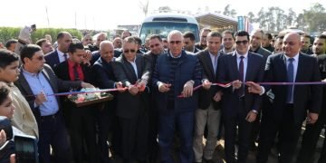 وزير الزراعة ومحافظ الشرقية يطلقان مبادرة احلم لتمويل رؤوس الأبقار الحلاب عالية الإنتاجية لصغار المربين في محافظة الشرقية.