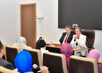 وزيرة البيئة : نولى اهتمام كبير للحد من المخلفات البلاستيكية لما لها من تأثير على صحة المواطنين