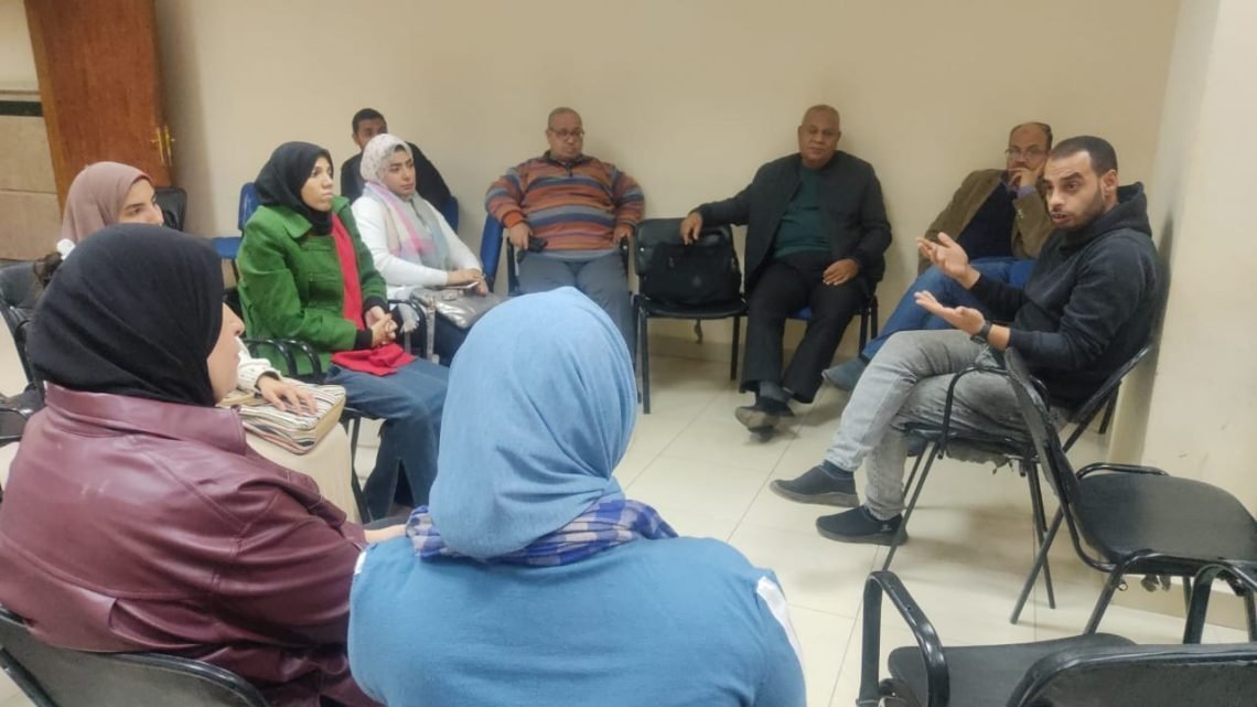 ورشة قصصية لفن كتابة القصة بقصر ثقافة أسيوط