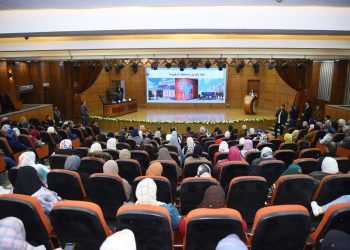 وزيرة الهجرة للمواطنين في الدقهلية:- القيادة السياسية تحرص على مكافحة الهجرة غير الشرعية وتوفير البدائل الآمنة