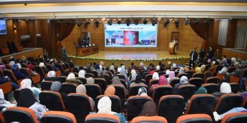 وزيرة الهجرة للمواطنين في الدقهلية:- القيادة السياسية تحرص على مكافحة الهجرة غير الشرعية وتوفير البدائل الآمنة