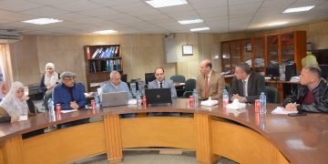 جامعة أسيوط تستقبل وفد المراجعين الخارجيين لتجديد منح شهادة الأيزو في نظم الجودة
