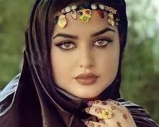 لحظات فى دوحة الشعر وقصيدة ”  أصابك عشق “