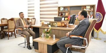 رئيس جامعة الفرات الأوسط التقنية يستقبل المهنئين بمناسبة تسنمه منصب رئاسة الجامعة