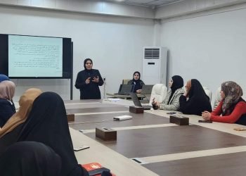 جامعة الفرات الأوسط التقنية تنظم حلقة نقاشية عن الشفافية في الحكم وتعزيز روح الديمقراطية ودور المرأة في التغيير