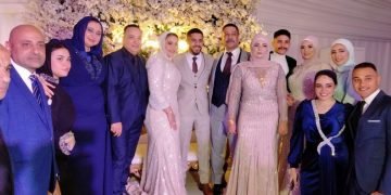 الشاهد المصري تشارك فرحة حسين وروان حفل خطوبتهم.