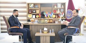 رئيس جامعة الفرات الأوسط التقنية يستقبل النائب حيدر طارق شمخي الحسناوي