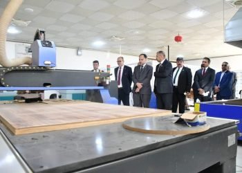 الزبيدي يزور المعهد التقني كربلاء