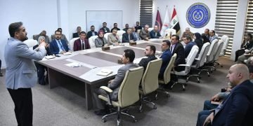 جامعة الفرات الأوسط التقنية تنظم برنامج تدريبي لتطوير مهارات القيادات الإدارية والموارد البشرية