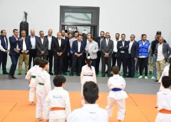 وزير الرياضة يفتتح حمام السباحة الأولمبي في نادى سيتي كلوب ببنها