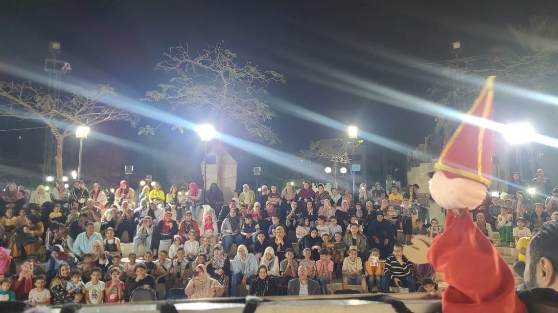 أقبال جماهيري في افتتاح ليالي القومي لثقافة الطفل “أهلا بالعيد” بالحديقة الثقافية في السيدة زينب