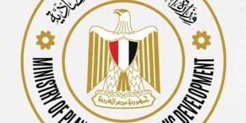 د. هالة السعيد: 11,6 مليار جنيه قيمة الاستثمارات العامة الموجهة لمحافظة أسيوط بخطة عام 23/2024 لتنفيذ  478 مشروعًا تنمويًا