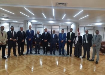 جولات ميدانية لوفد سلطنة عمان بمختلف شركات وهيئات  وزاره الطيران المدنى