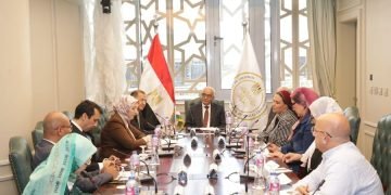 وزير التربية والتعليم يستقبل سفير دولة أوزبكستان لبحث سبل تعزيز أوجه التعاون وتبادل الخبرات فى مجال التعليم قبل الجامعي