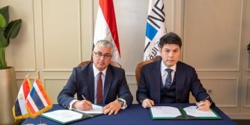 اقتصادية قناة السويس توقع عقد مصنع “هاي تك” للملابس الرياضية بالقنطرة غرب كأول مشروع صناعي تايلاندي في مصر