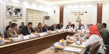 الزبيدي يحضر الاجتماع الأخير لهيئة التعليم التقني