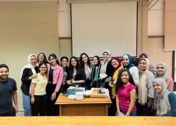 “بتوقيت ماما” مشروع تخرج بإعلام القاهرة