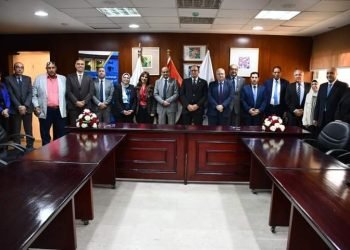 جامعة حلوان توقع بروتوكول تعاون مشترك مع البورصة المصرية