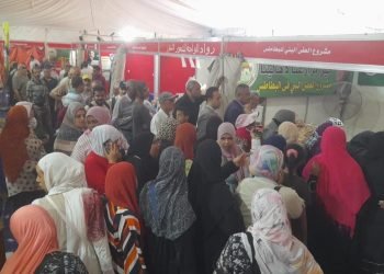 الزراعة: إقبال من المواطنين على معرض “خير مزارعنا لاهالينا” بالمتحف الزراعي في الدقي