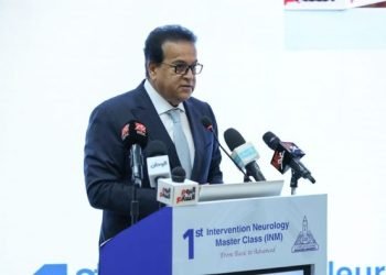 وزير الصحة: تعميم نموذج وحدة علاج جلطات المخ والسكتة الدماغية بالمحافظات النائية