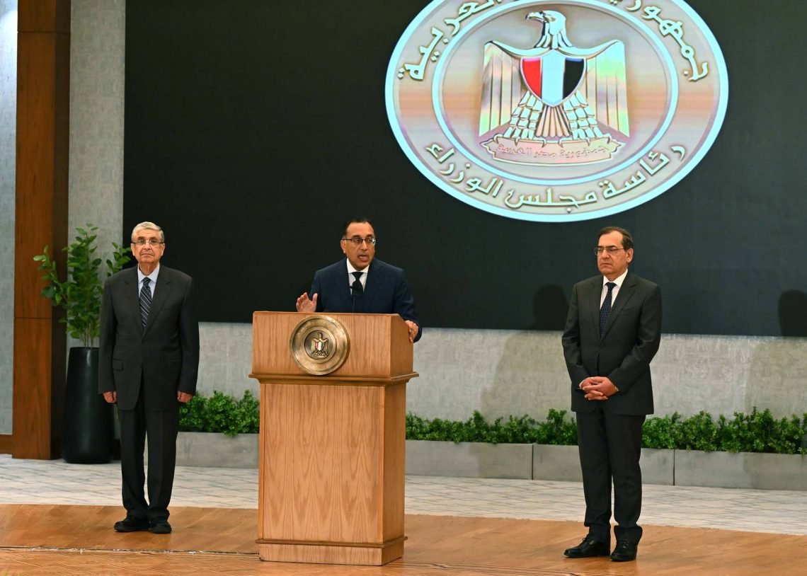 رئيس الوزراء: مليار و180 مليون دولار سيتم تخصيصها لتجاوز أزمة الكهرباء خلال فترة الصيف