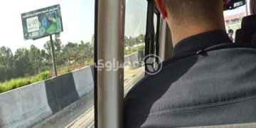 أحزان وطن عبر نافذة السيارة                                                                                                    