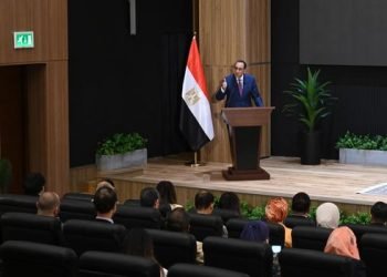 رئيس الوزراء: حل مشكلة الكهرباء.. وأسعار السلع على رأس الأولويات