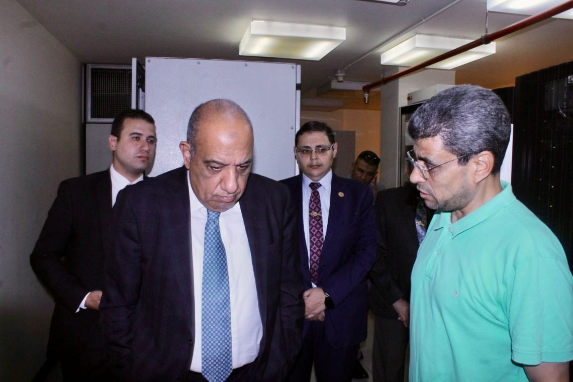 فى زيارة مفاجئة.. وزير الكهرباء والطاقة المتجددة يتفقد المركز القومى للتحكم التبادلي بالعباسية