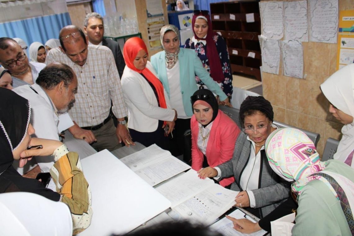 نائب وزير الصحة تؤكد على ضرورة عمل الصيانة الدورية لحضانات حديثي الولادة