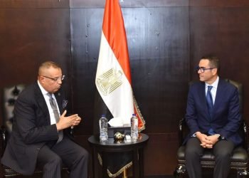 وزير الاستثمار والتجارة الخارجية يلتقى محافظ جنوب سيناء لاستعراض فرص ومقومات الاستثمار بالمحافظة في مختلف القطاعات الإنتاجية والخدمية
