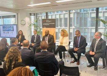 وزير الاستثمار والتجارة يشارك في جلسة نقاشية حول فتح آفاق الاستثمار في مصر.