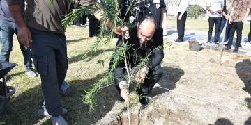 انطلاق حملة تشجير واسعة في جامعة الفرات الأوسط التقنية ضمن مبادرة رئيس الوزراء لزراعة 5 ملايين شجرة