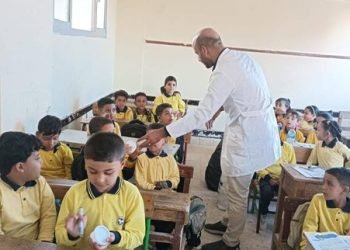 «الصحة» تطلق حملات وقائية للفحص والكشف المبكر وعلاج أمراض البلهارسيا والطفيليات المعوية لطلاب المدارس بالمناطق الريفية