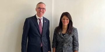 وزيرة التخطيط.. تبحثُ مع رئيسِ شركة «سكاتك» النرويجية تطوراتِ توسعاتِ مشروعاتِ الشركة في مصر